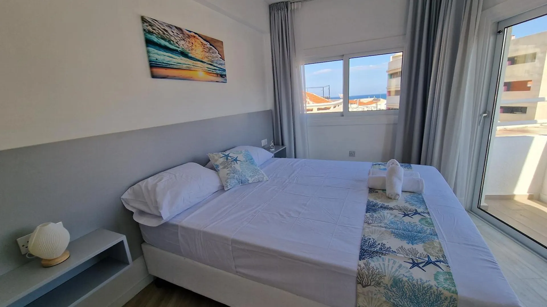 Apartment Kitieos Central Apts 100M From Finikoudes Beach Larnaca Cyprus