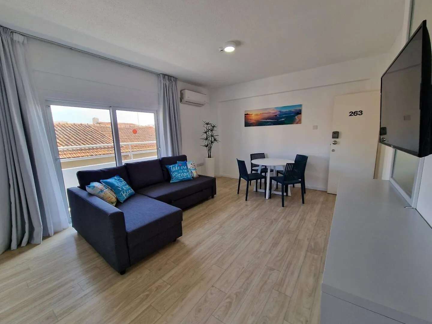 Apartment Kitieos Central Apts 100M From Finikoudes Beach Larnaca