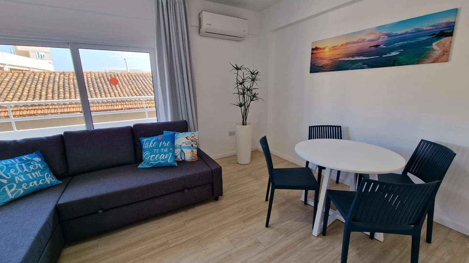 Kitieos Central Apts 100M From Finikoudes Beach Larnaca Apartment