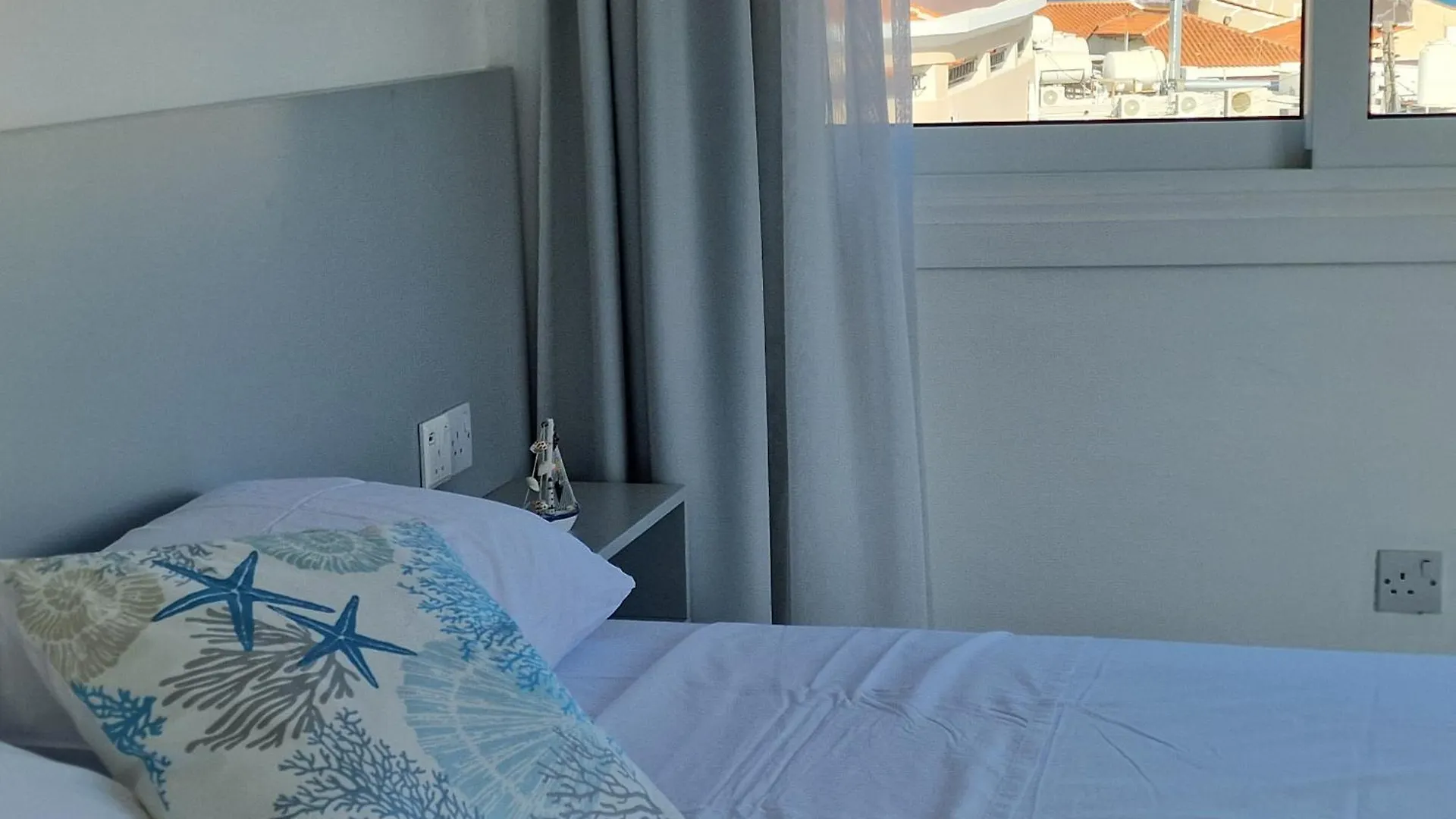 Kitieos Central Apts 100M From Finikoudes Beach Larnaca Apartment
