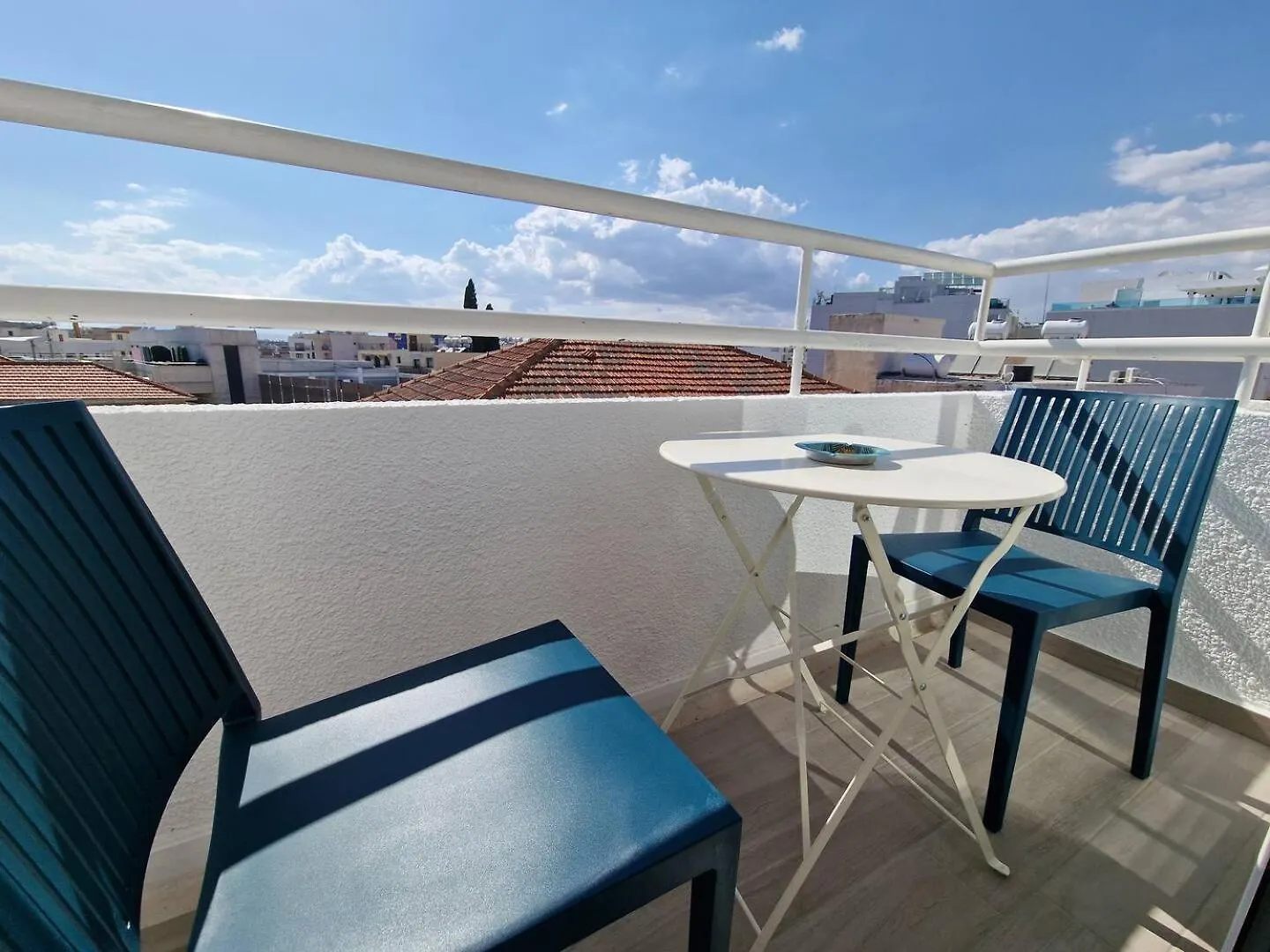 Kitieos Central Apts 100M From Finikoudes Beach Larnaca 0*,