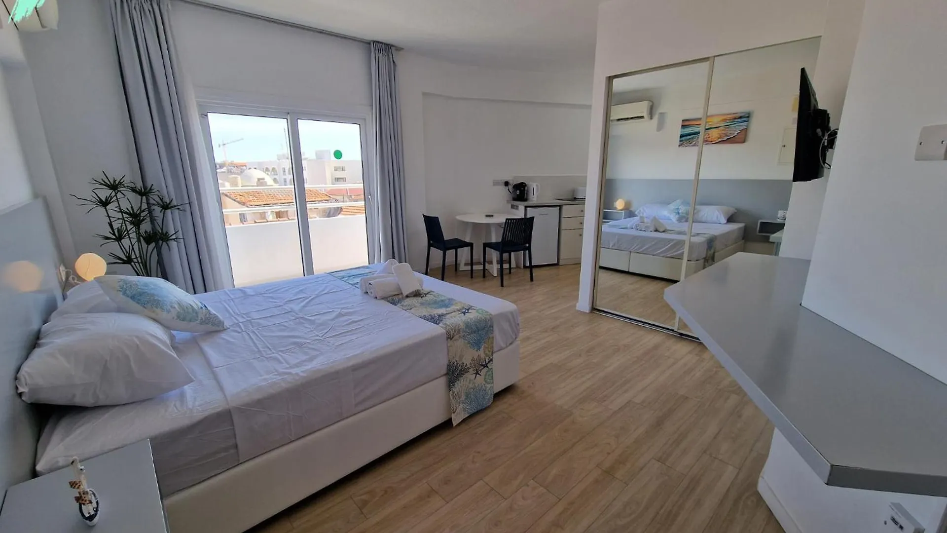 Kitieos Central Apts 100M From Finikoudes Beach Λάρνακα Κύπρος